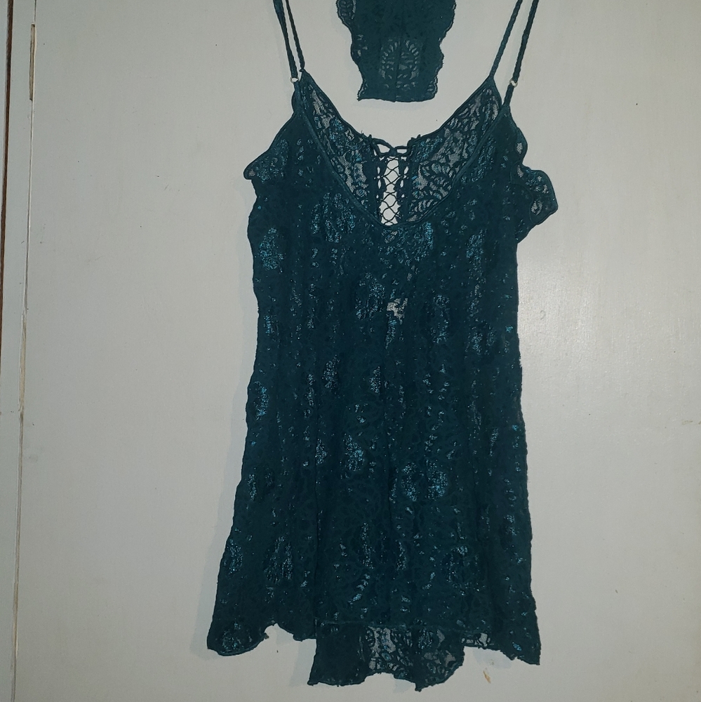 SultryLattice-Accented Negligee w/Matching Panties